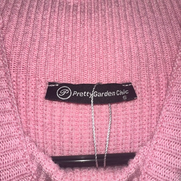 Sweater dress with matching half sweater! Size small. Stretchy and warm. - Picture 6 of 7